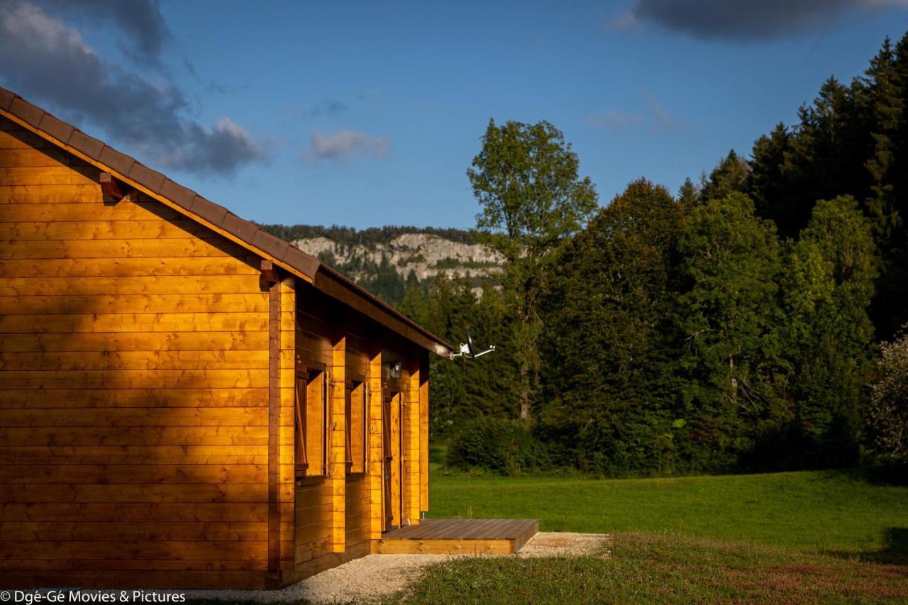 Les Jardins Du Herisson Chalet 2 Bonlieu Exteriör bild